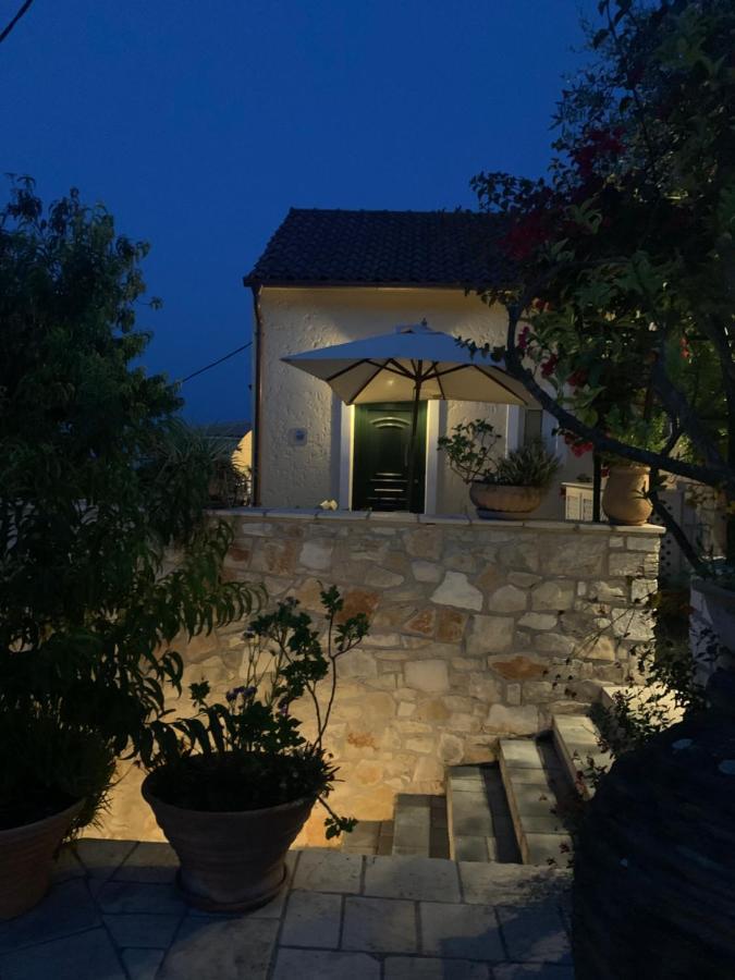 Harry'S Studios Γάιος Εξωτερικό φωτογραφία